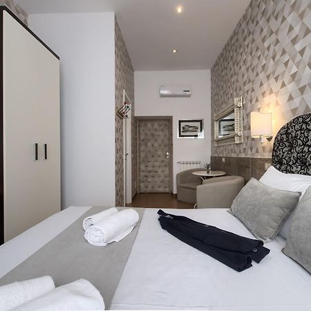 Domus Pietro Inn Рим Экстерьер фото